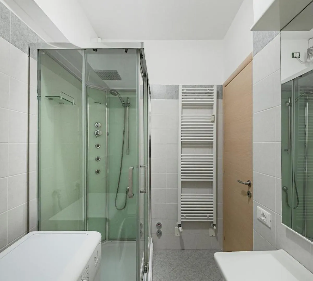 Casa Eva, Accogliente, A Due Passi Dal Lago 代森扎诺-德尔加达 0*,